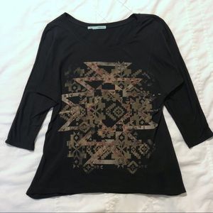 Maurices Aztec Patterned 3/4 Sleeve Shirt